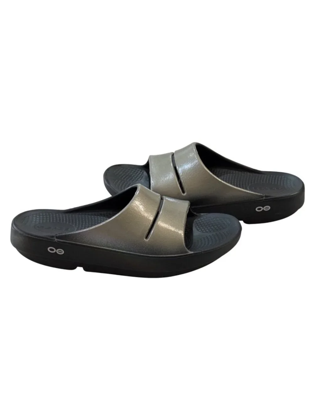 Oofos Ooahh Slide Sandals Women’s Size 8 Metallic Black Comfort Recovery Shoes